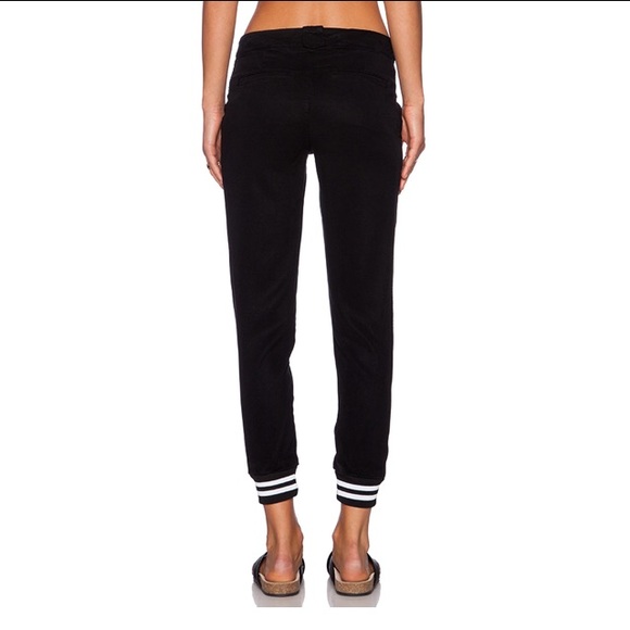 DWP Frida Jogger - Picture 3 of 13